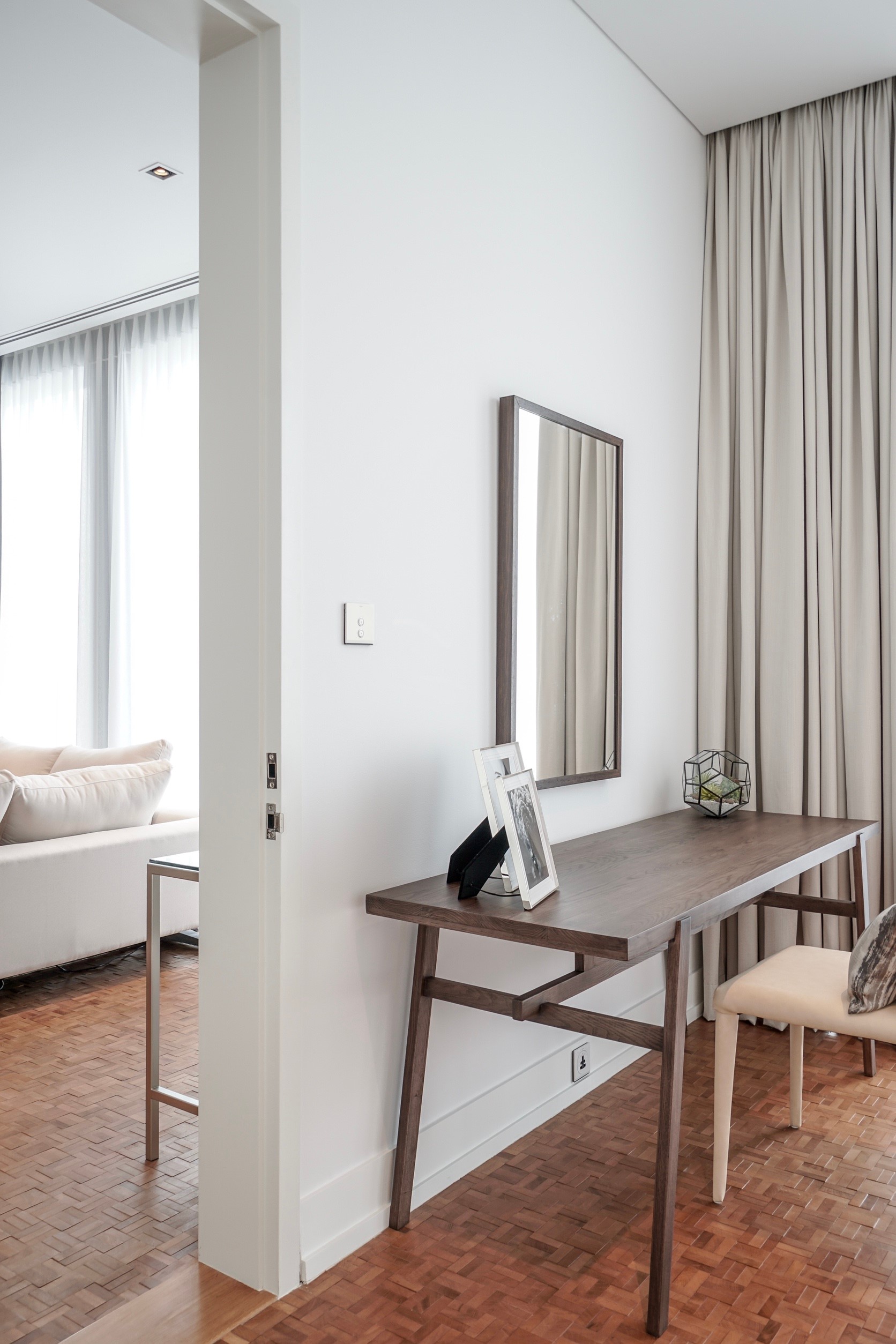 huahinrealty-бангкок-ritz-carlton-residence-132-кв-м-08