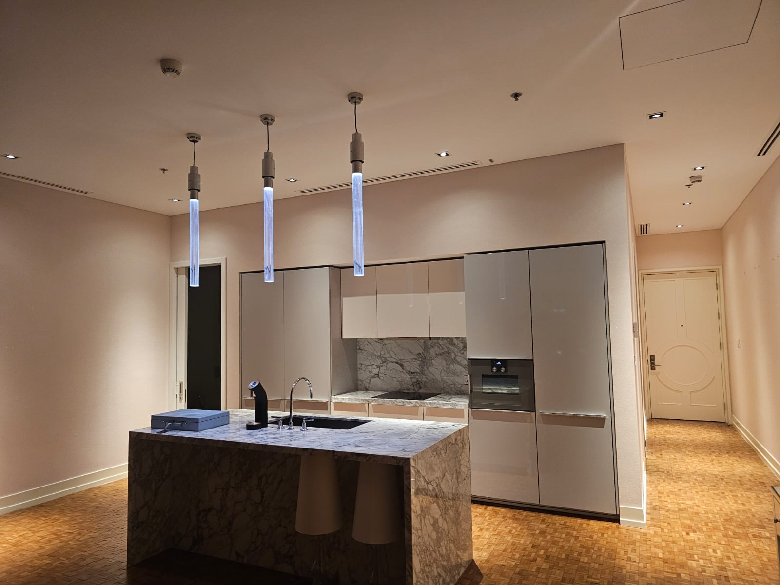 huahinrealty-бангкок-ritz-carlton-residence-151-кв-м-10