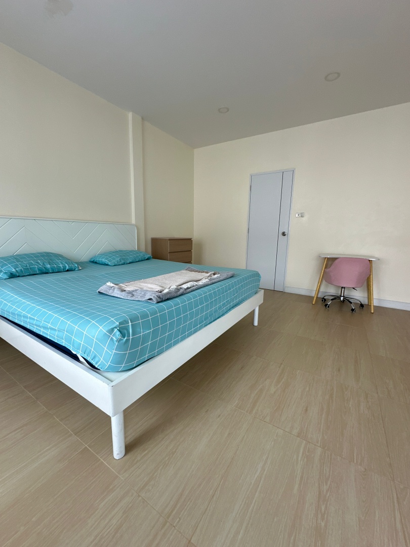 huahinrealty-сдаётся-таунхаус-в-центре-города-рядом-с-bluport-08